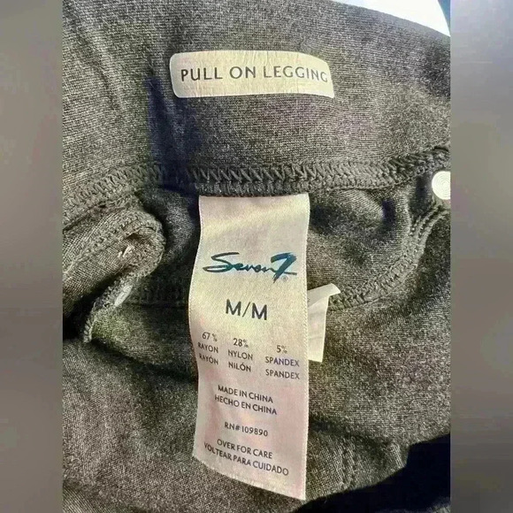 Seven7 charcoal pull on legging women’s - Picture 3 of 3